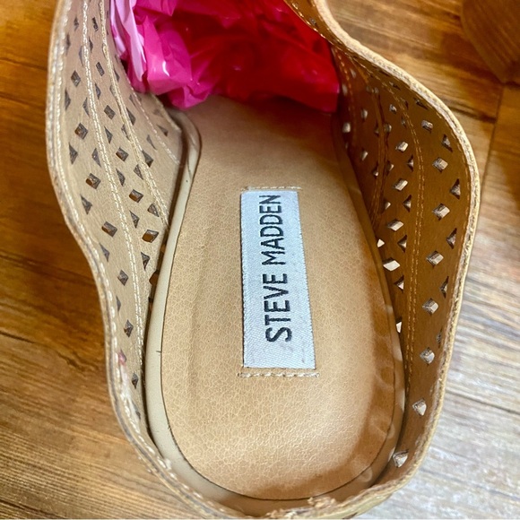 Steve Madden Beige Cutout Mules - Picture 5 of 10
